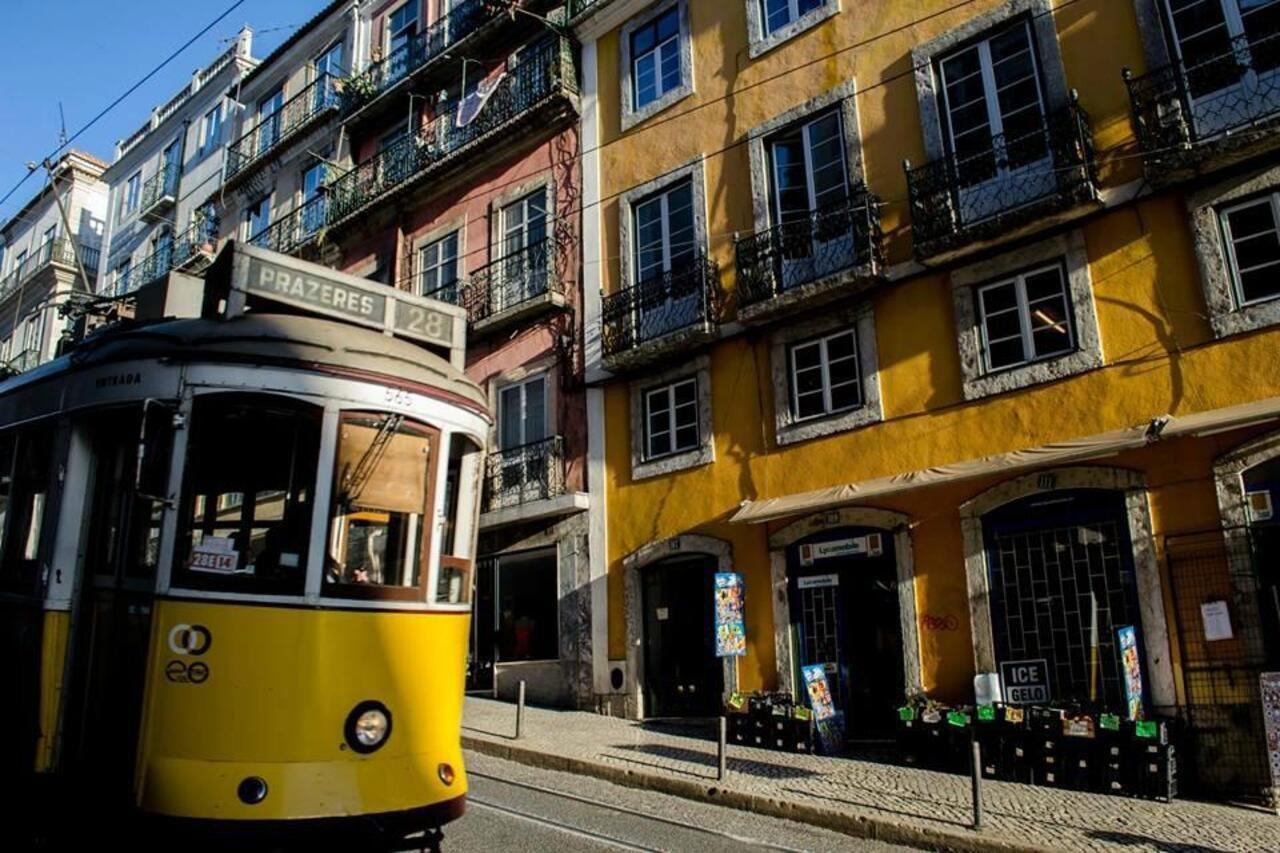 Locals Hostel & Suites Lisbon Luaran gambar