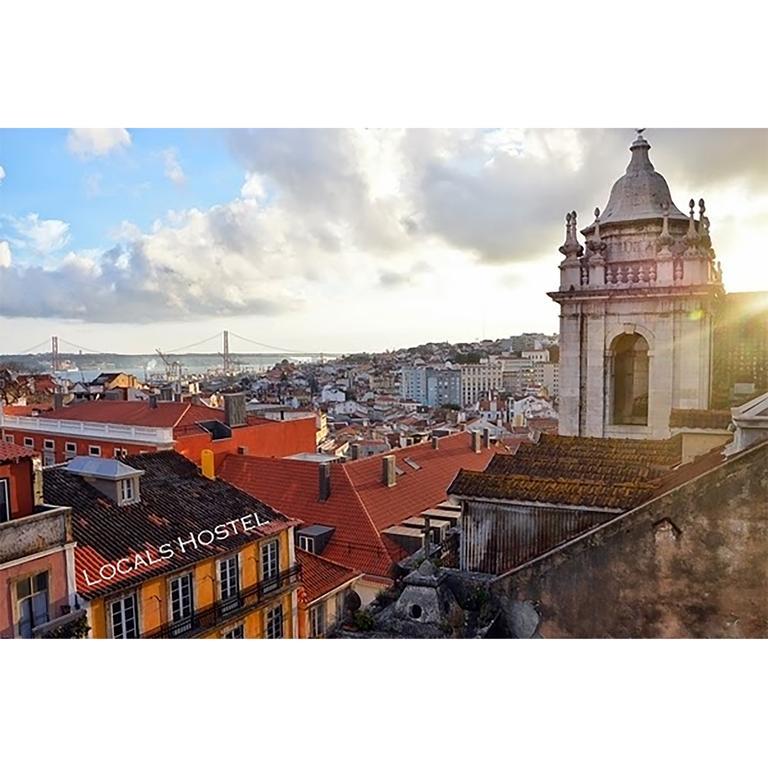 Locals Hostel & Suites Lisbon Luaran gambar