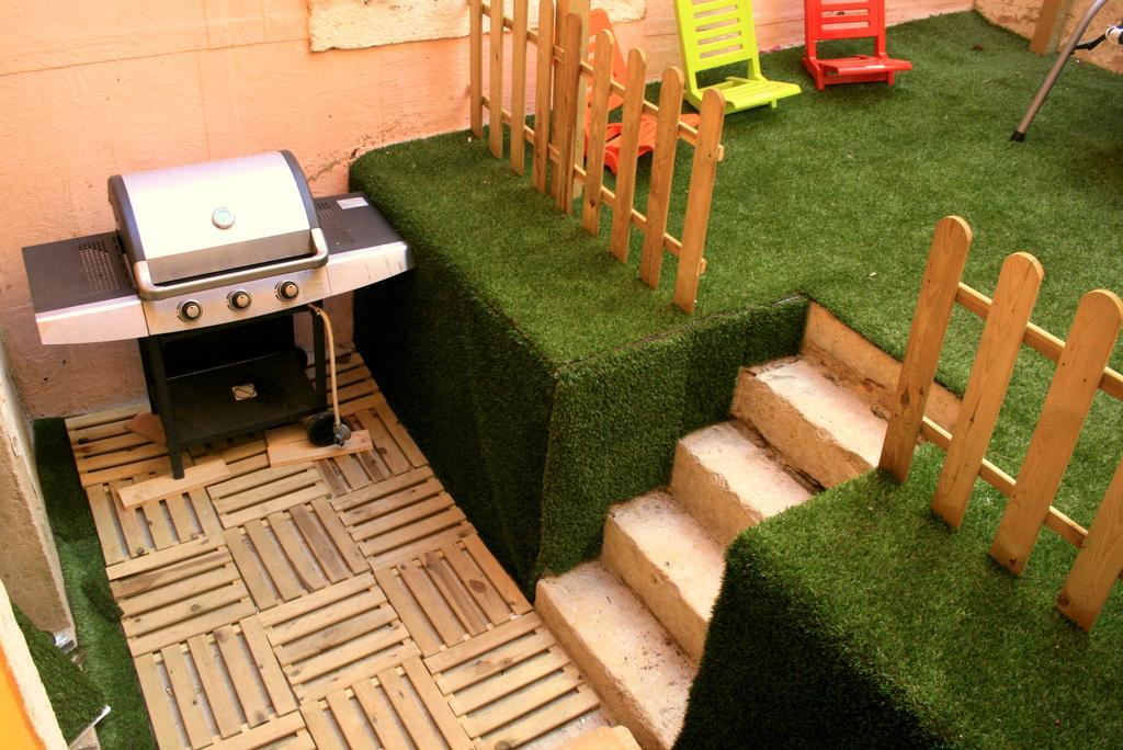 Locals Hostel & Suites Lisbon Luaran gambar