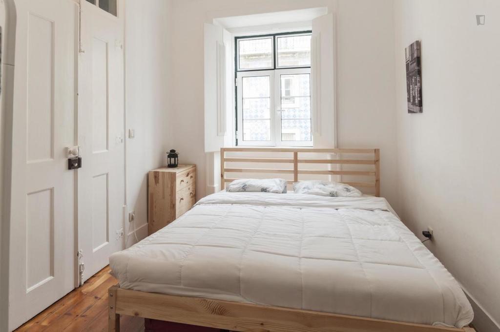 Locals Hostel & Suites Lisbon Luaran gambar