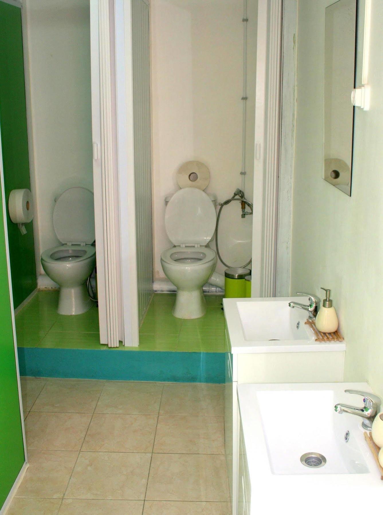 Locals Hostel & Suites Lisbon Luaran gambar