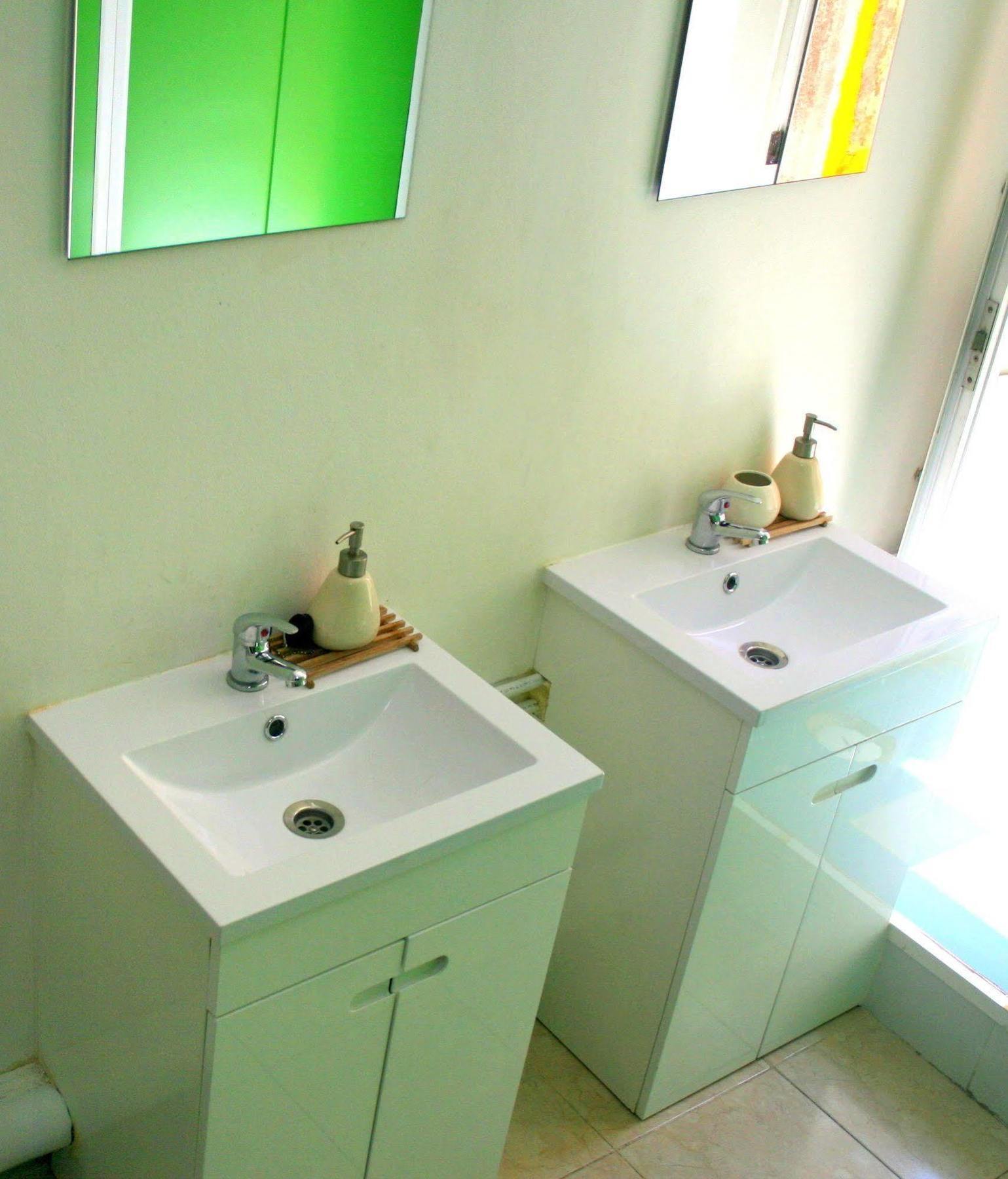 Locals Hostel & Suites Lisbon Luaran gambar