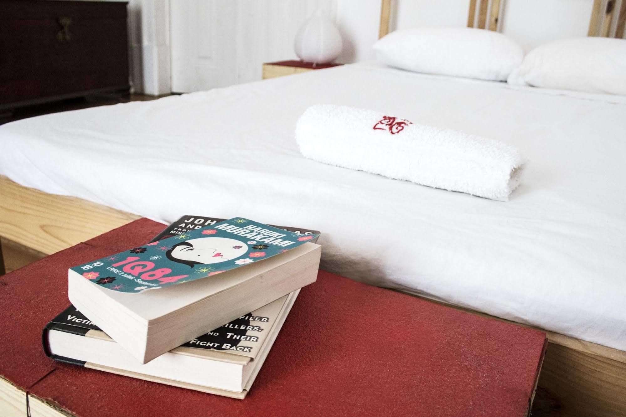Locals Hostel & Suites Lisbon Luaran gambar